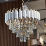 Candelabru Luxury Crystal White 40 cm – Cristal K9 Premium, 4 Surse, Finisaj Alb Mat și Auriu