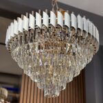 Candelabru Luxury Crystal White 60 cm – Cristal K9 Premium, 8 Surse, Finisaj Alb Mat și Auriu
