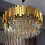 Candelabru Modern Prism Gold 50 cm – Cristal K9 Premium Transparent și Metal Auriu, 8 Becuri E27, Design Exclusiv pentru Living, Dining și Dormitor Master