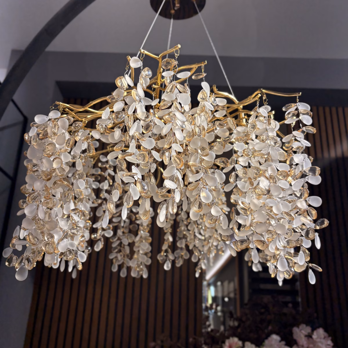 Candelabru Crystal Velvet Gold 59 cm – Design Organic „Tree of Light”, 6 Surse, Finisaj Auriu Antichizat - imagine 4