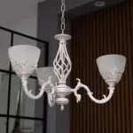 Candelabru Vintage Alb-Antichizat cu 3 Surse de Lumină, Abajururi din Sticlă Mată și Detalii Filigran Ideal pentru Living, Dining sau Dormitoar - imagine 2