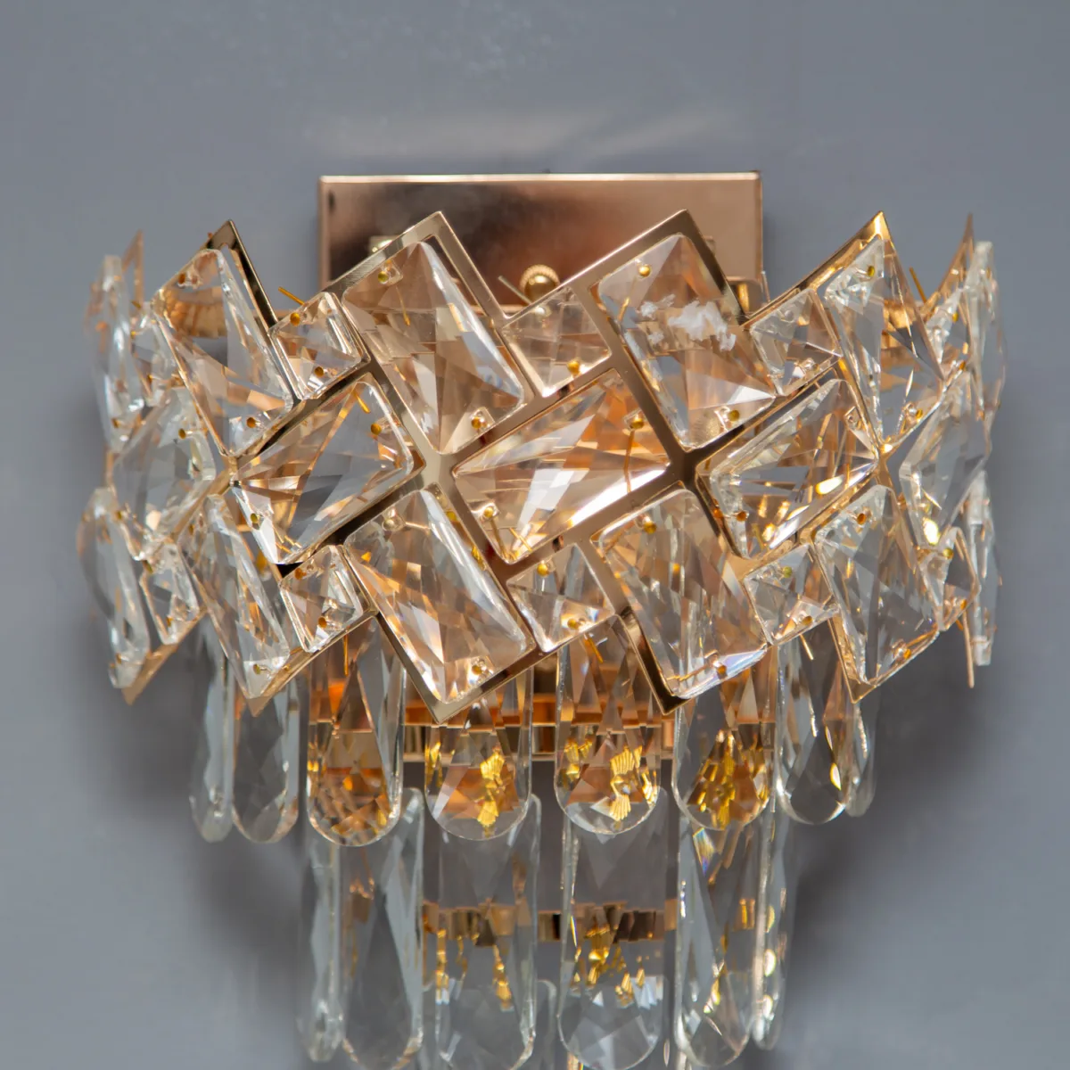 Aplică Cristal Ice Cascade Golden – Cristal K9 Premium și Metal Auriu, 2 Becuri E27, Design Elegant pentru Living, Dormitor și Hol - imagine 3