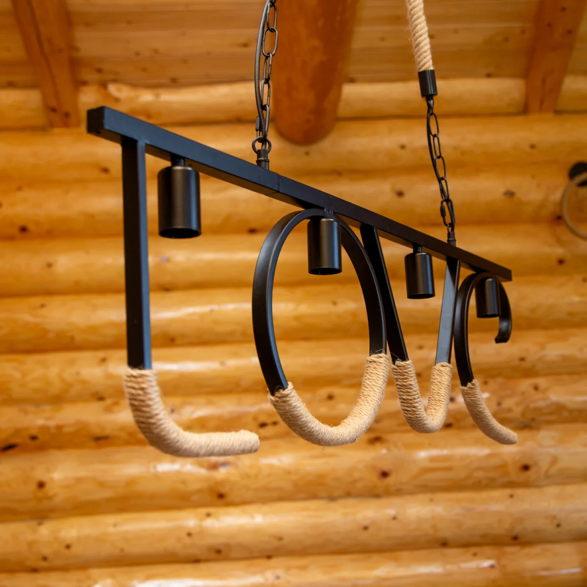 Lustră Suspendată Decorativă LOVE Rustic Modernă 100 cm – Metal Negru cu Detalii din Sfoară Naturală, 4 Becuri E27 - imagine 9
