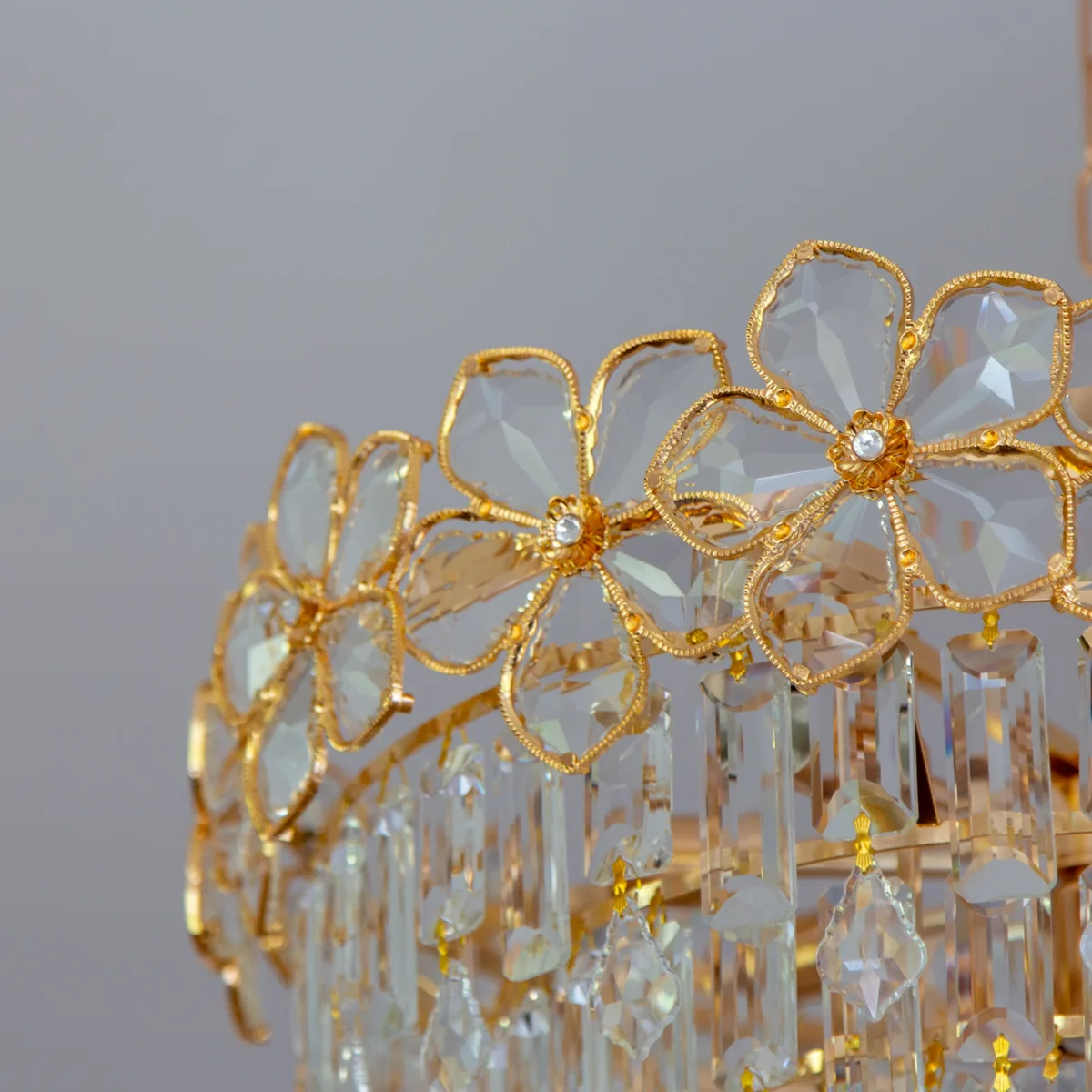 Candelabru Luxury Flower Cristal Gold 60 cm – Cristal K9 Premium și Metal Auriu, 10 Becuri E14, Design Luxos pentru Living și Dining - imagine 10