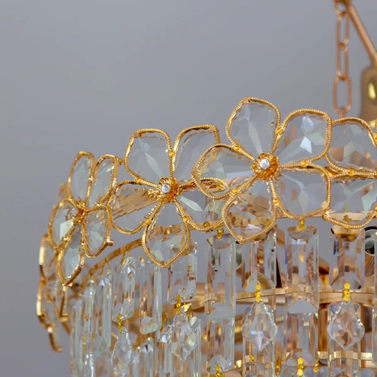 Candelabru Luxury Flower Cristal Gold 60 cm – Cristal K9 Premium și Metal Auriu, 10 Becuri E14, Design Luxos pentru Living și Dining - imagine 9