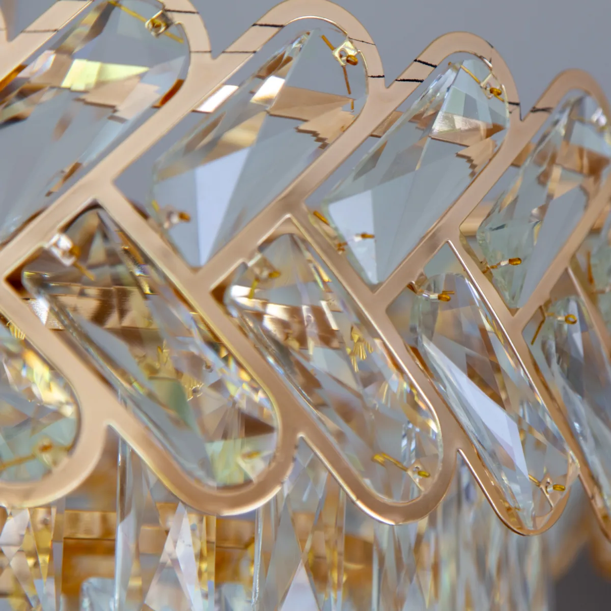 Candelabru Infinity Cristal Gold 45 cm – Cristal K9 Premium și Metal Auriu, 10 Becuri E27, Design Luxos pentru Living și Dormitor - imagine 9