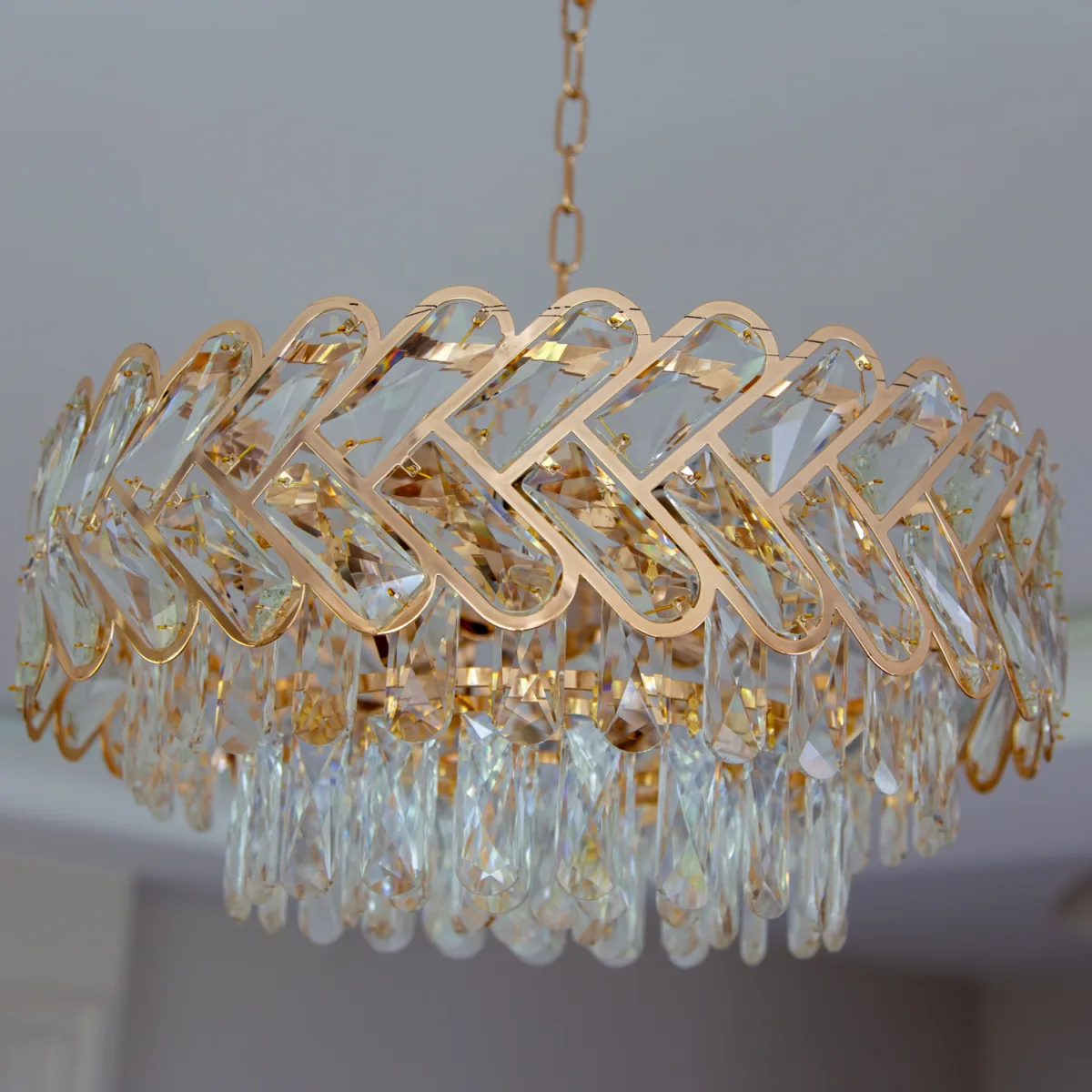 Candelabru Infinity Cristal Gold 45 cm – Cristal K9 Premium și Metal Auriu, 10 Becuri E27, Design Luxos pentru Living și Dormitor - imagine 10