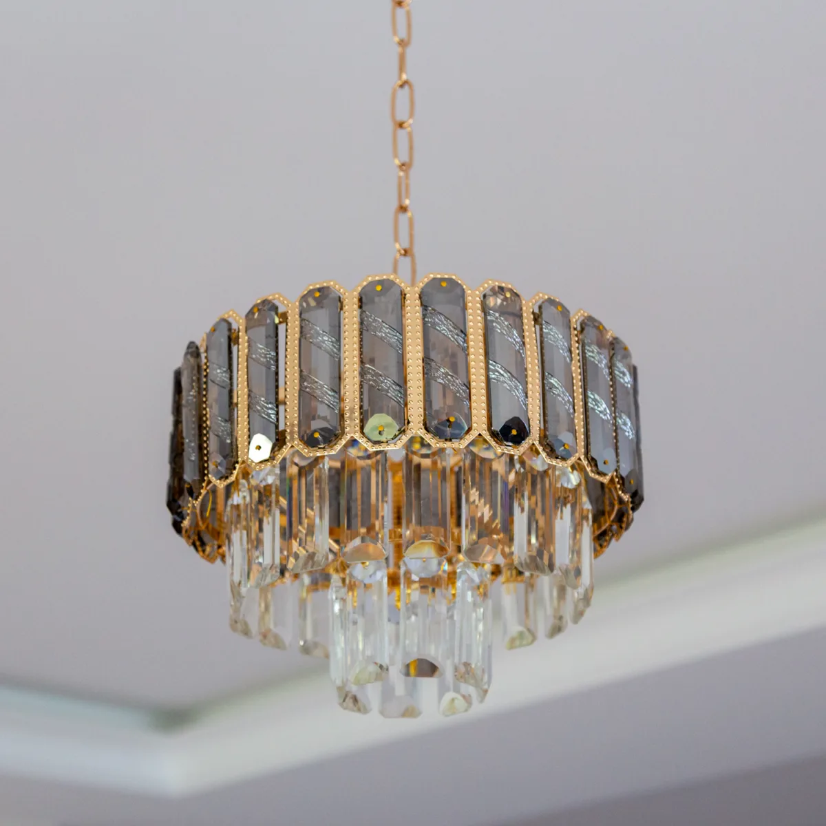 Candelabru Royal Gold Smoke 30 cm – Cristal K9 Fumuriu și Metal Auriu, 3 Becuri E27, pentru Living și Dormitor - imagine 12