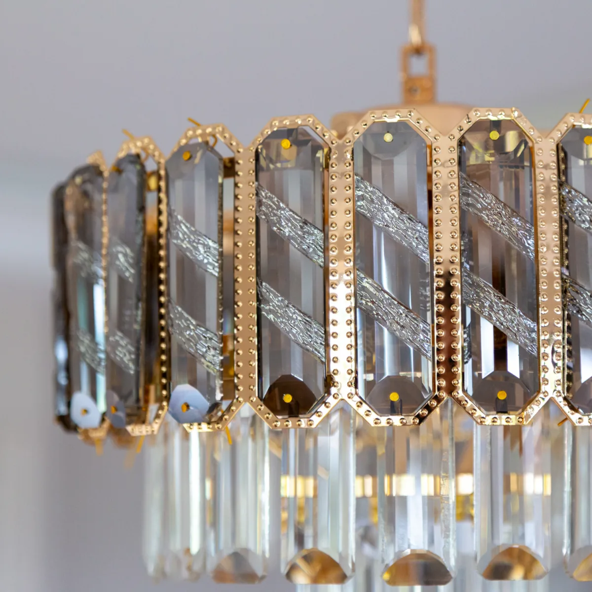 Candelabru Royal Gold Smoke 30 cm – Cristal K9 Fumuriu și Metal Auriu, 3 Becuri E27, pentru Living și Dormitor - imagine 9