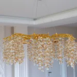 Candelabru Cristal Velvet Gold 80 cm – Cristal K9 Premium și Metal Auriu Gravat, 8 Surse E14, Design Luxos pentru Living, Dining sau Dormitor Master - imagine 6